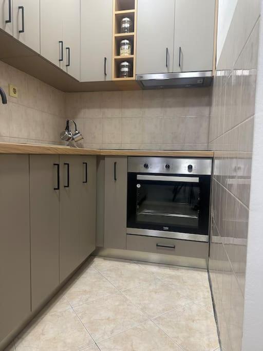 Apartment Ninas Доброта Екстериор снимка