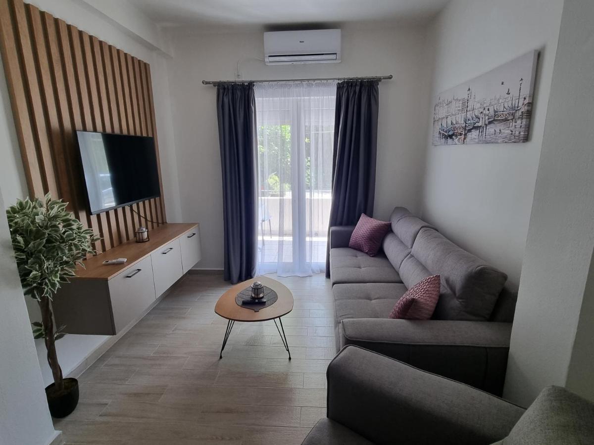 Apartment Ninas Доброта Екстериор снимка